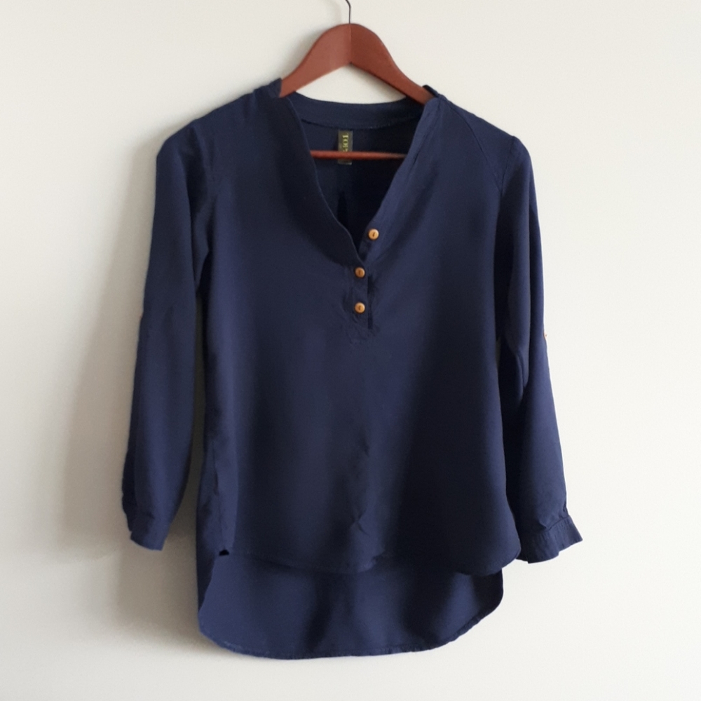 Flowy blouse